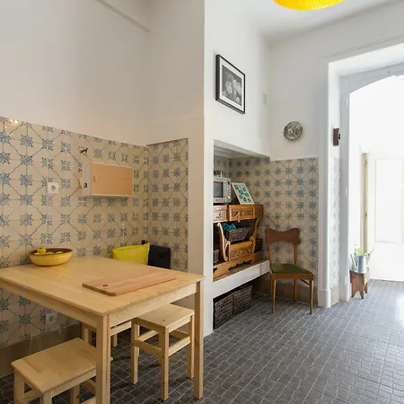 House Sao Bento 2* Lisbon