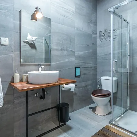 House Sao Bento بيت ضيافة 2*