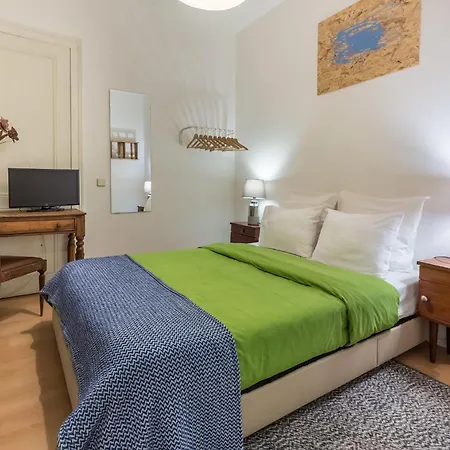 House Sao Bento بيت ضيافة 2*
